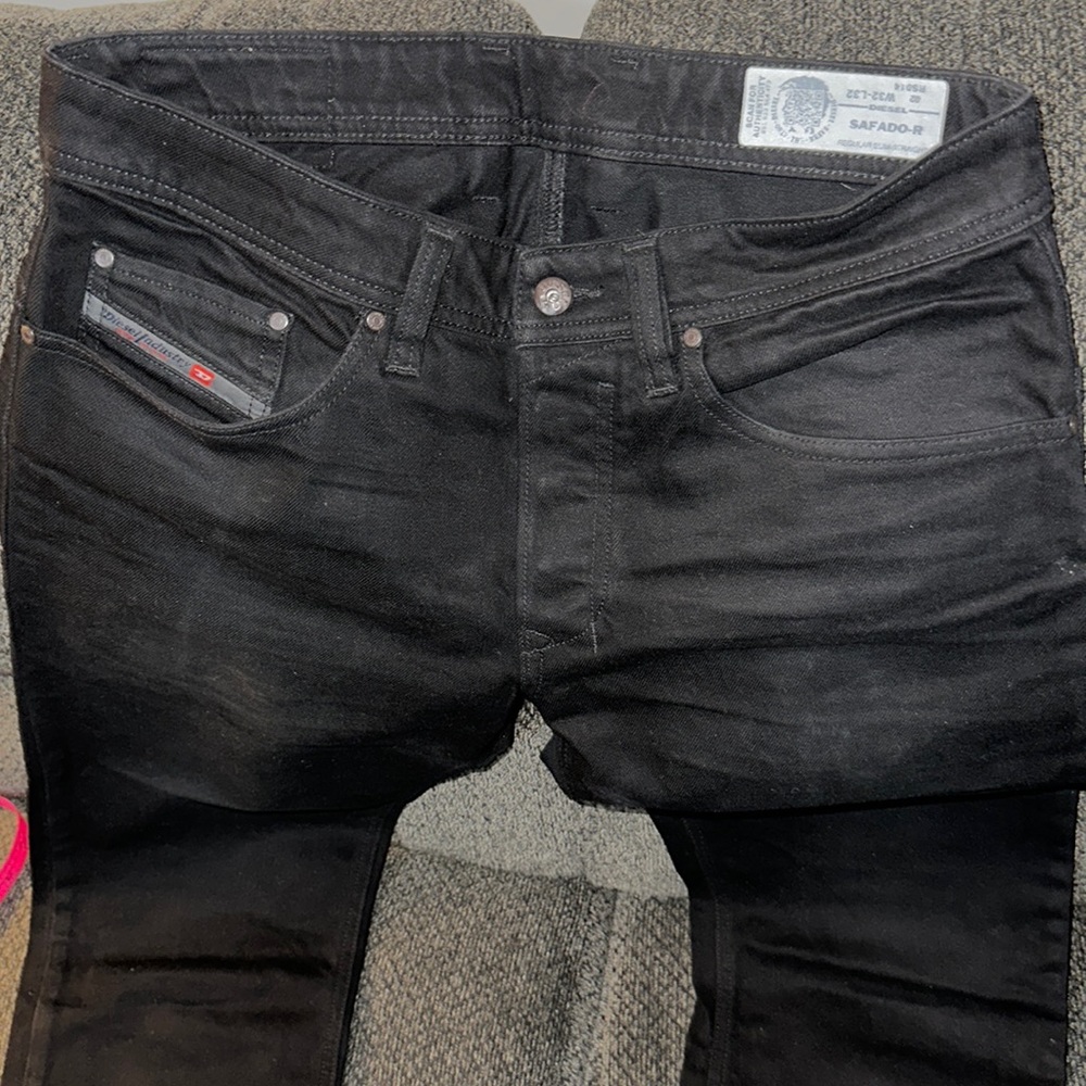 Diesel Safado-R Jean labeled 32x32 measured by hand 34x33 deep black NWOT